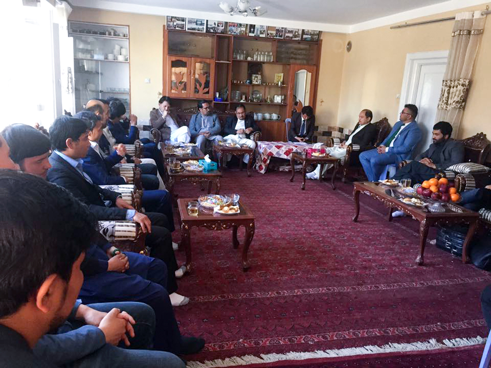 با شماری از قهرمانان ورزشی افغانستان